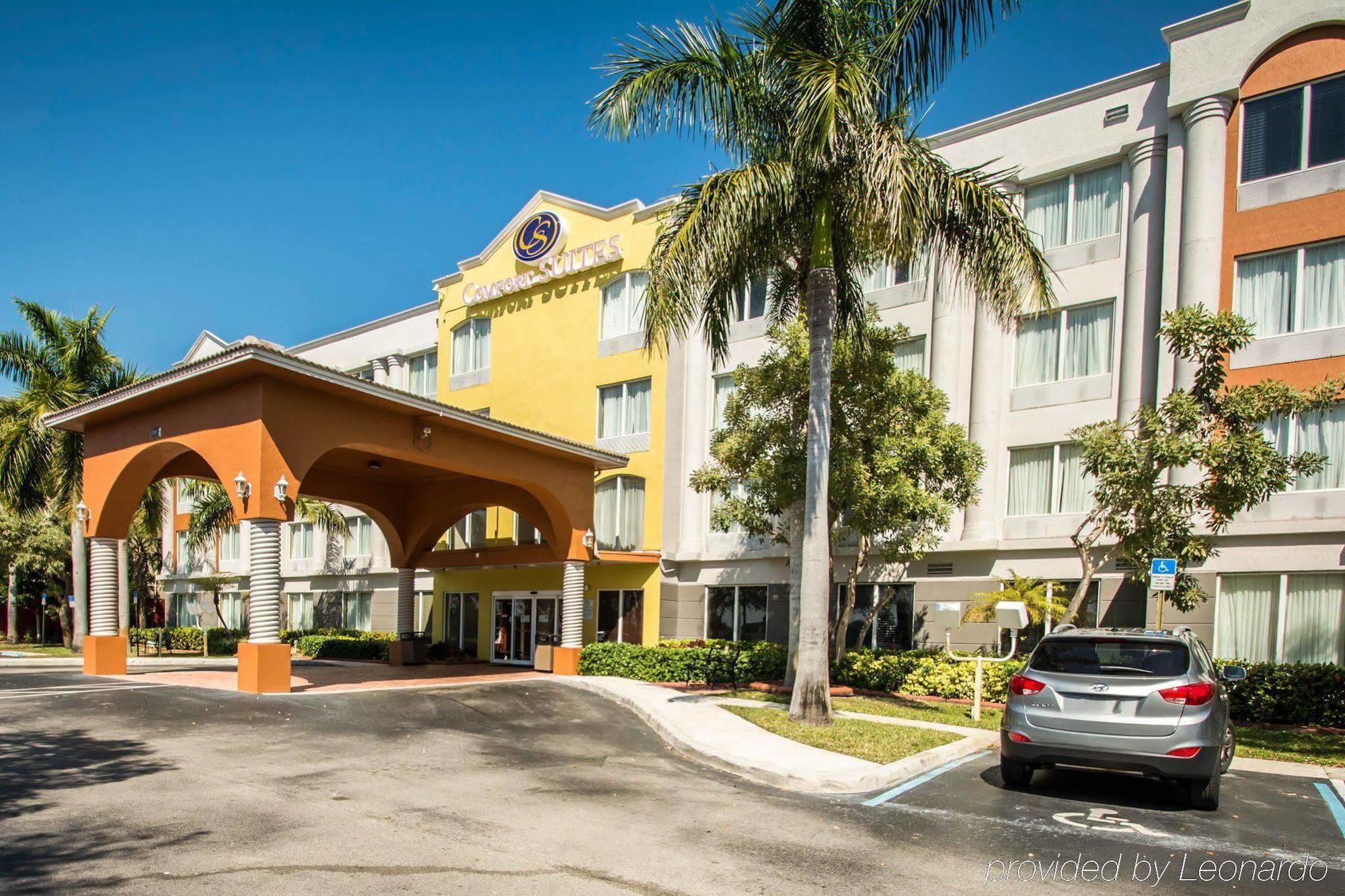 Mainstay Suites Sawgrass Tamarac Exterior photo