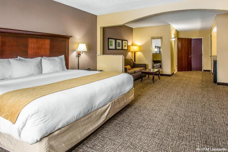 Mainstay Suites Sawgrass Tamarac Exterior photo